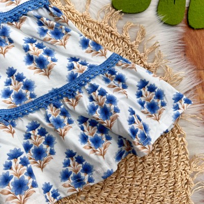  Vestido Floral com Plantas Douradas - Azul